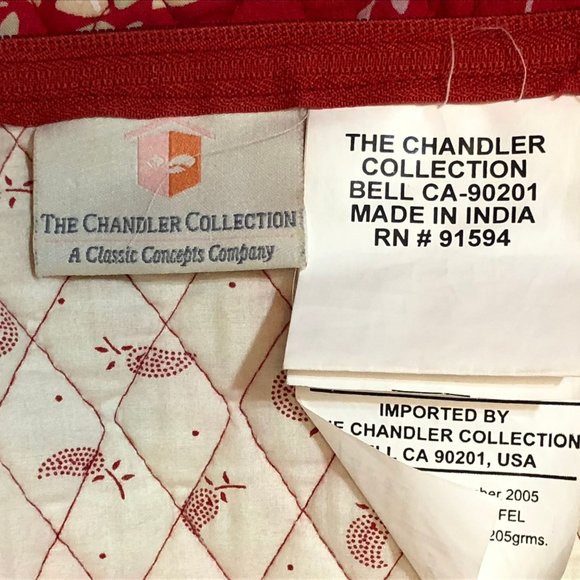 The Chandler Collection Quilted Travel Bag / Duffle - Picture 4 of 8